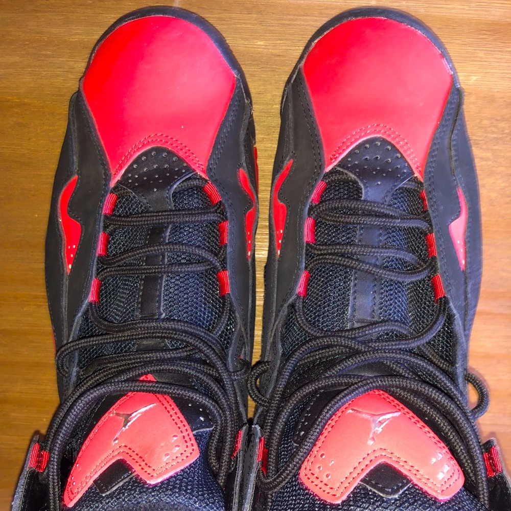 Nike True flight ‘black university red’ men 10.5